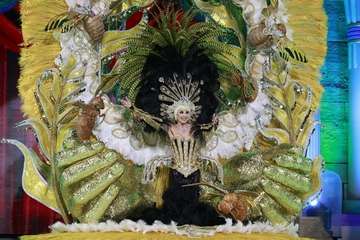 Gala de la Gran Dama del Carnaval capitalino 2022/Antonio Alí y Lpcarnaval.